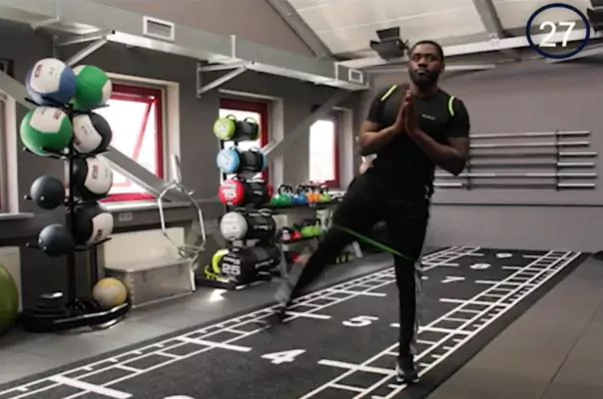 Ganzkörperworkout mit Widerstandsbändern